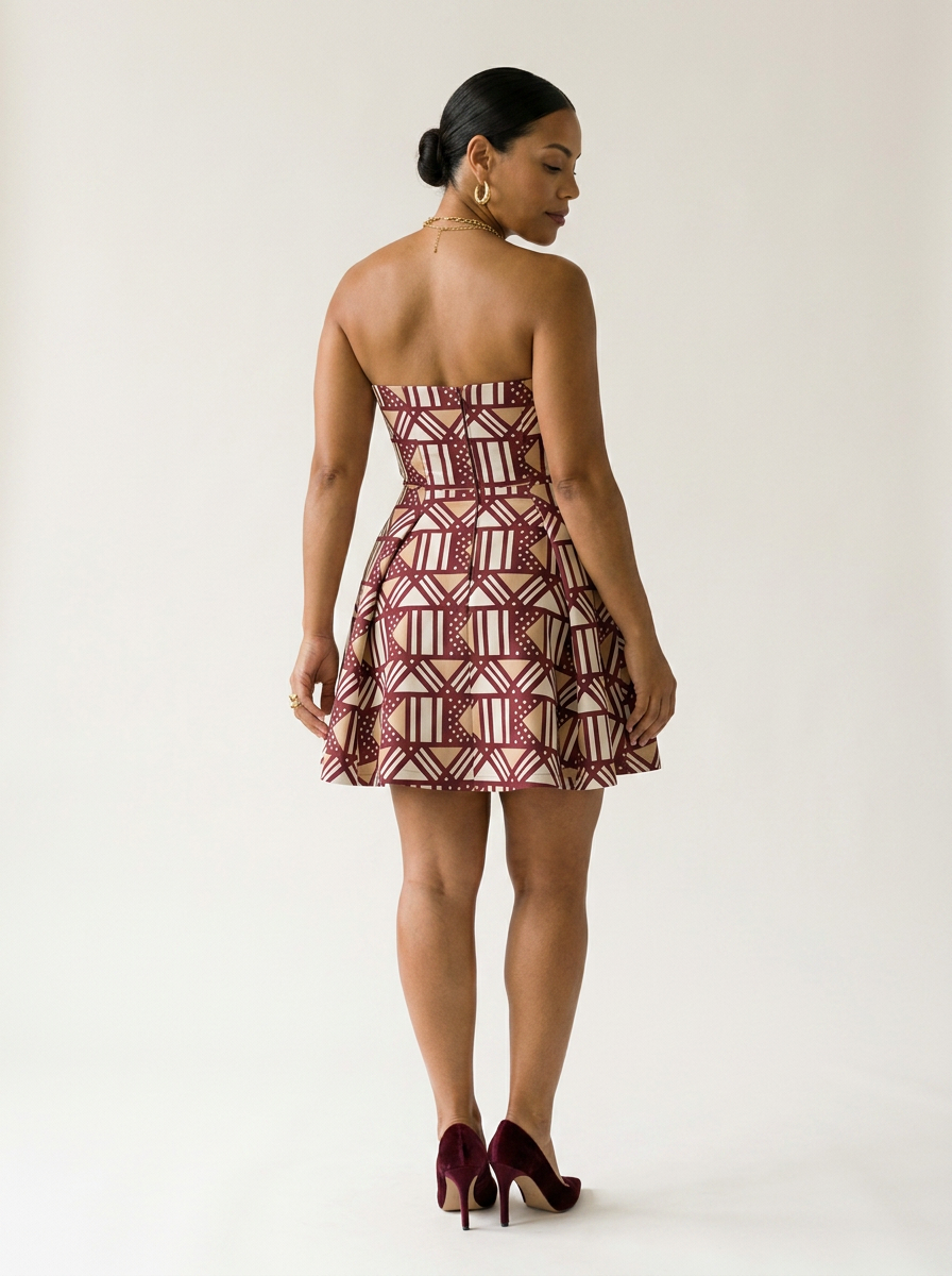 Magnetic Zemani Luvoni Mini Chiffon Strapless Dress